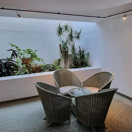 Adele'S Apartment Bissone Exterior photo